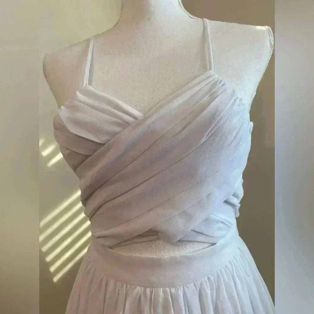 Lavish Alice White Maxi Dress Size Us 2 Or Uk 6 — image 2 of 8